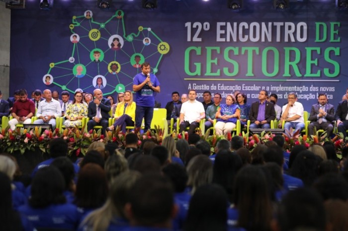 Em Encontro de Gestores, Wilson Lima destaca avanços na educação do Amazonas