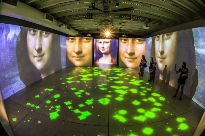 MON promove visita mediada, oficina e videoconferência da mostra Da Vinci Experience