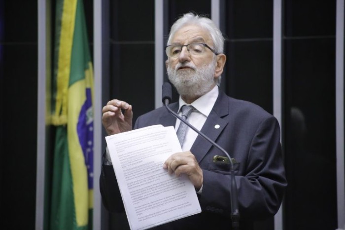 Projeto suspende resolução que autorizou reajuste de 10,89% em medicamentos