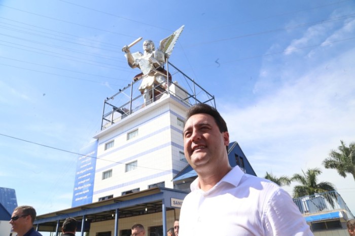 Em Bandeirantes, governador destaca a força do turismo religioso no Paraná