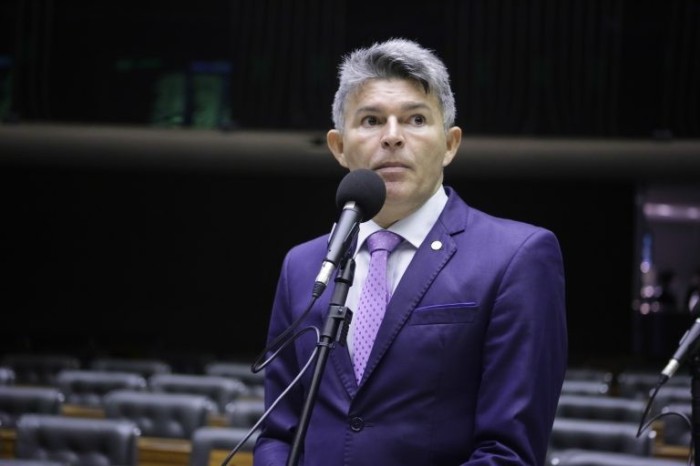 Projeto autoriza corte de vegetação secundária em imóvel com reserva legal preservada