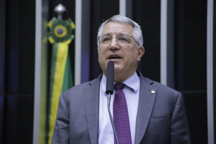 Projeto anula portaria da Saúde que corta verba para ressocialização de usuários de drogas