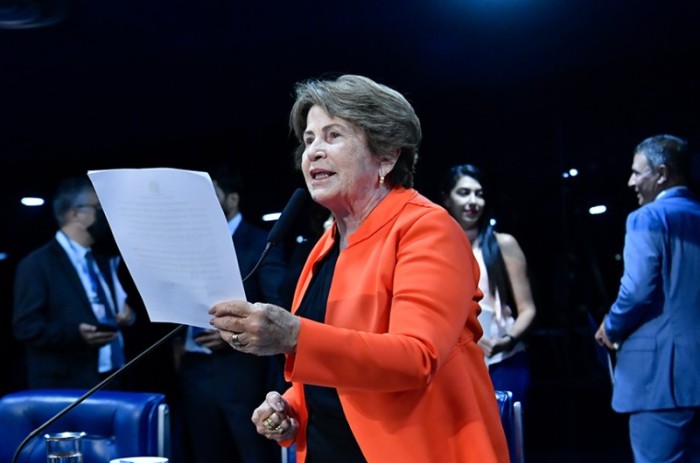 Nilda Gondim conclama jovens a tirar o Título de Eleitor