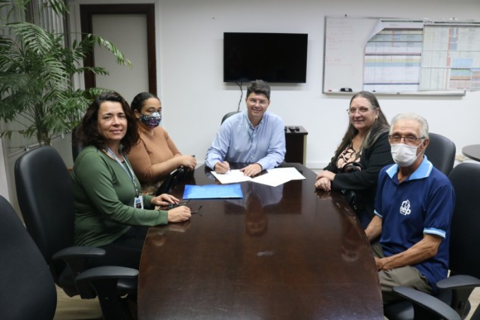 Fundepar assina 193 contratos para compra de alimentos da agricultura familiar