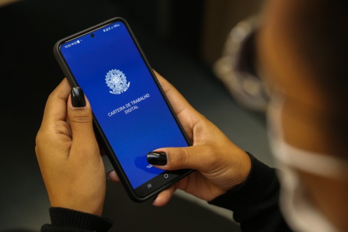 Minas Gerais tem mais de 8 mil vagas de emprego disponíveis; confira o Painel do Sine