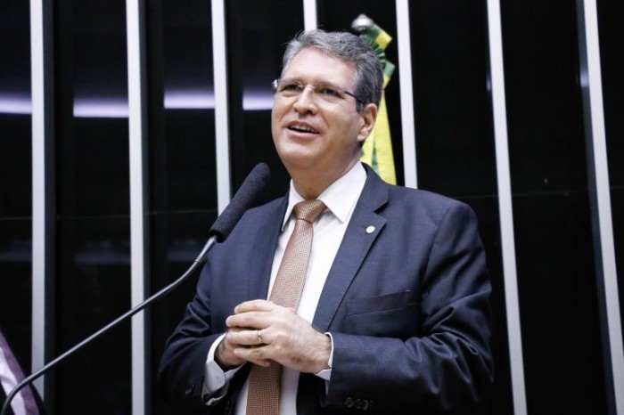 Projeto prevê expedição de diplomas e certificados em braile a pedido do aluno