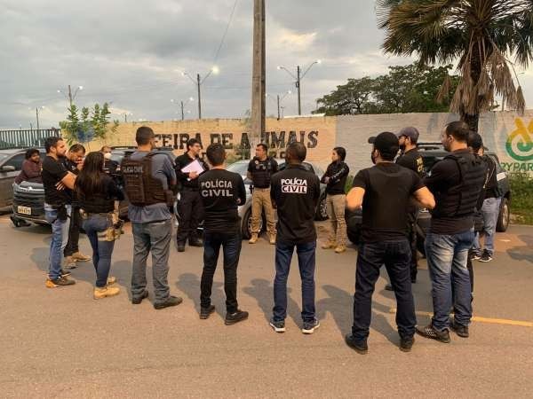 Polícia Civil deflagra operação de combate à corrupção em Juazeiro do Norte