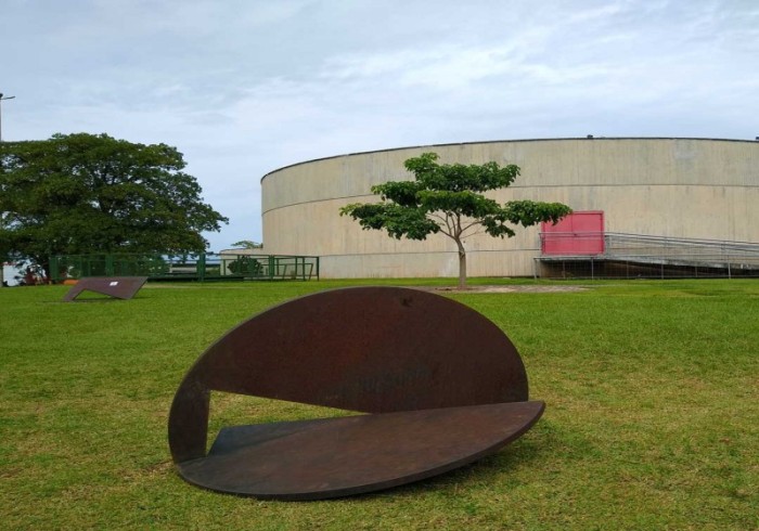 Exposições pelo país celebram o centenário de Amílcar de Castro