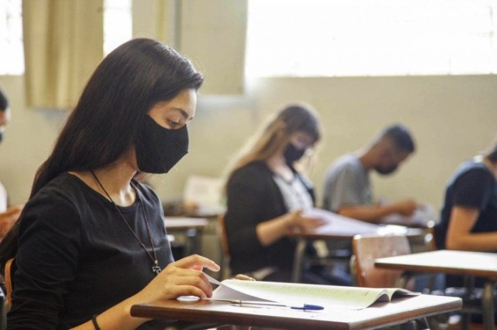 Emenda constitucional sobre gastos em educação durante pandemia será promulgada no dia 27