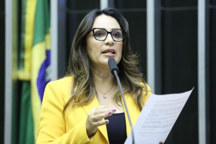 Projeto altera rotulagem de alimentos industrializados com glúten