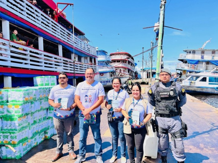 Abril Azul: Arsepam realiza campanha sobre direitos de autistas no transporte intermunicipal do Amazonas