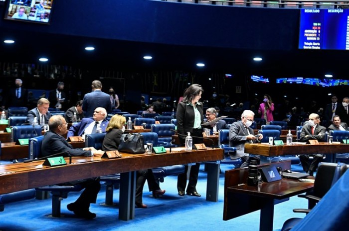 Acompanhante de pessoa com atendimento preferencial também poderá ter prioridade