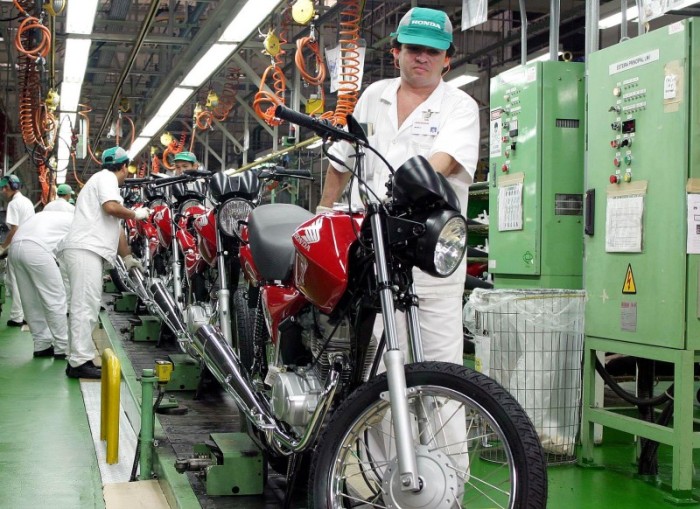 Consumo aparente de bens industriais tem alta de 0,4% em fevereiro