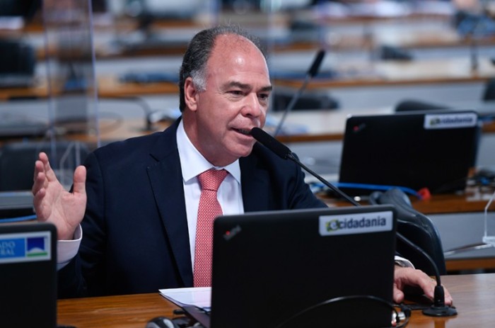 Volta ao Plenário projeto que veda ICMS em transferência de produtos da mesma empresa