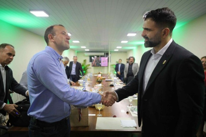 Governo do Amazonas apresenta ações de meio ambiente a membros de Comissão Europeia