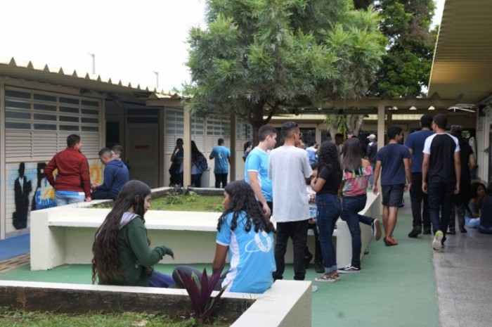 Concurso seleciona desenhos de estudantes para compor livro