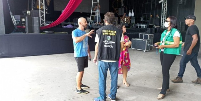 Prefeitura fiscaliza espaços de eventos com alvarás de funcionamento vencidos