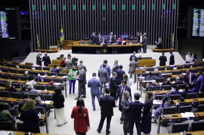 Câmara começa a analisar medida provisória que cria sistema de registros públicos eletrônico; acompanhe