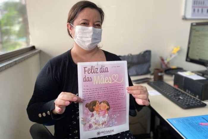Hospital Metropolitano promove entrega de cartas de filhos às mães
