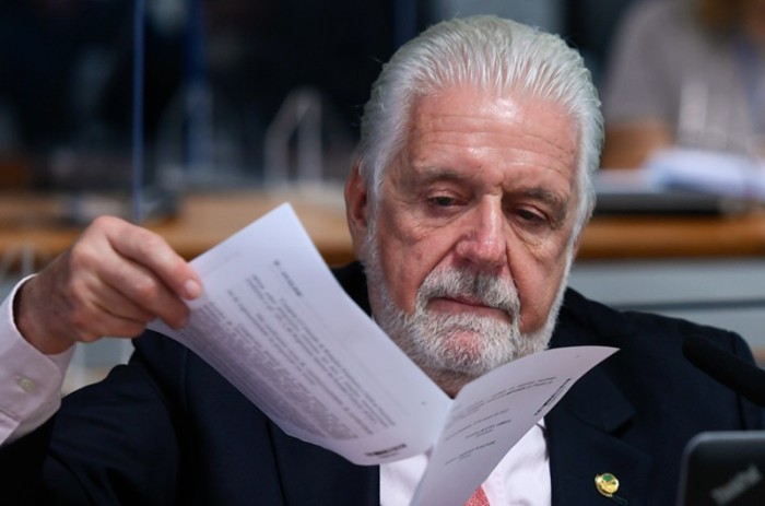Adesão do Brasil a acordo internacional de aviação é aprovado na CRE