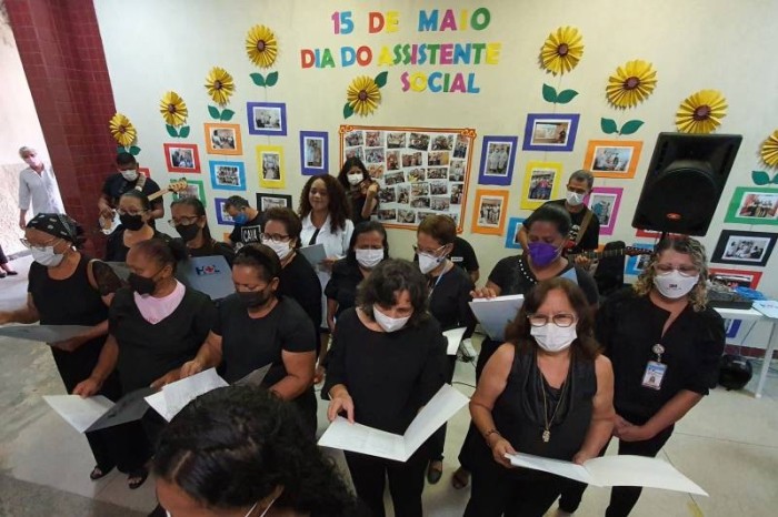 Programação cultural homenageia assistentes sociais no Ophir Loyola