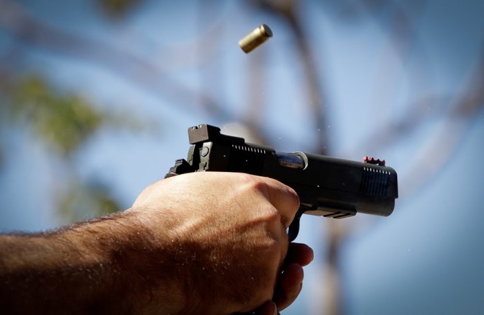 Comissão aprova projeto que aumenta pena de homicídio cometido com uso de arma de fogo
