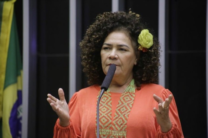 Comissão aprova projeto que anula norma do governo sobre segurança cibernética na rede 5G