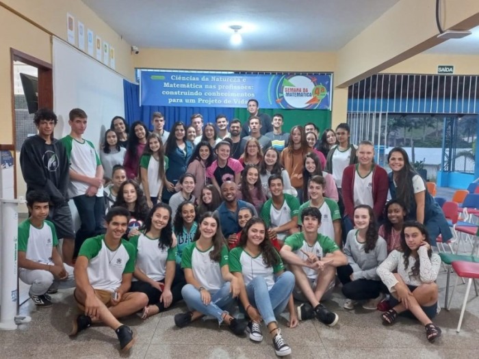 Escola de Rio Novo do Sul realiza 4ª Edição da Semana da Matemática