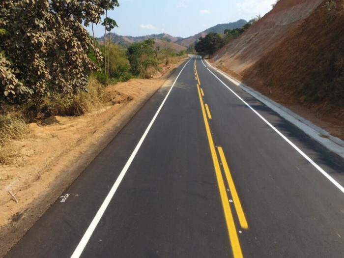 Mais da metade das obras de pavimentação da LMG-760 e da MG-320, no Vale do Rio Doce, já foram executadas