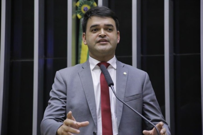 Projeto estabelece prescrição de cobrança de condomínio após cinco anos