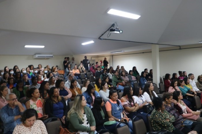 Setades e Esesp apresentam curso EAD sobre a primeira infância