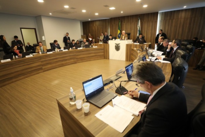 CCJ aprova projeto que trata de subsídios do quadro de servidores do Detran / Créditos: Orlando Kissner/Alep