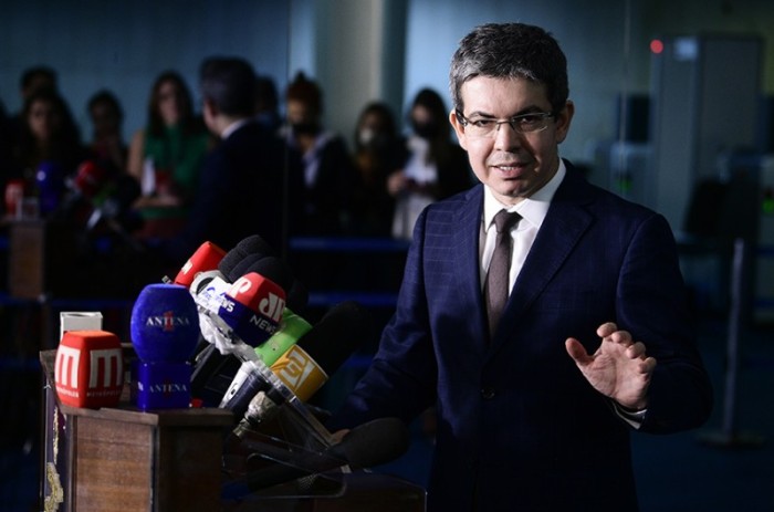 Randolfe: CPI do MEC será protocolada nos próximos dias