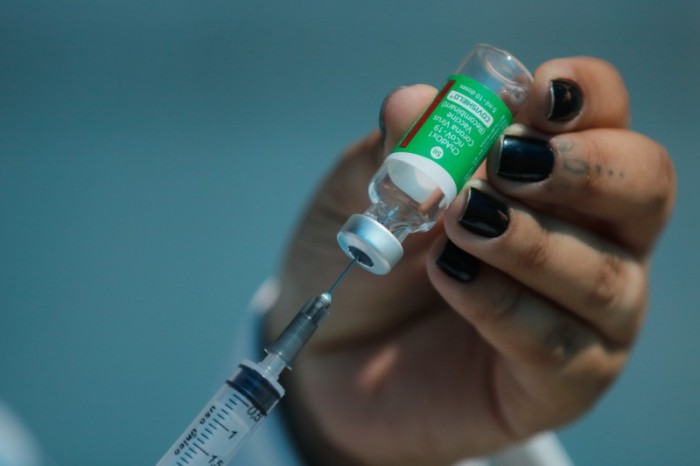 Covid-19: cerca de 2 milhões de pessoas no Rio não tomaram 1ª dose