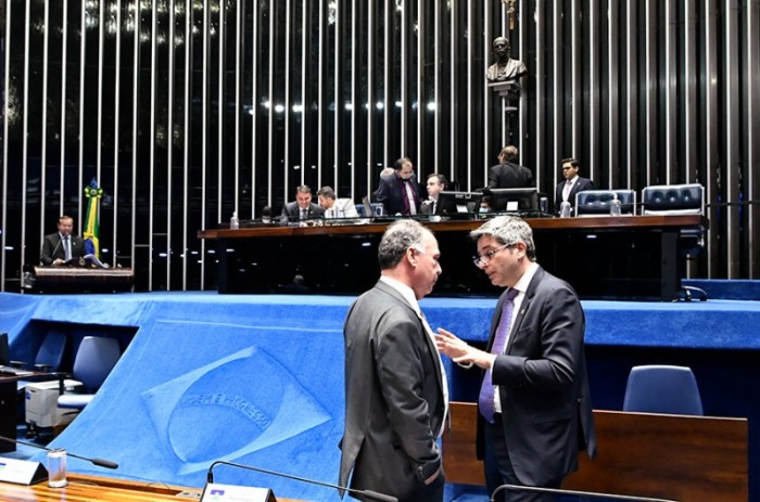 Combustíveis: PEC para União financiar ICMS zero pode ser votada na quarta