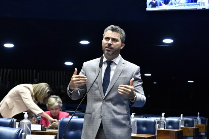 Adiada votação de projeto que atribui execução de dívidas a tabeliães