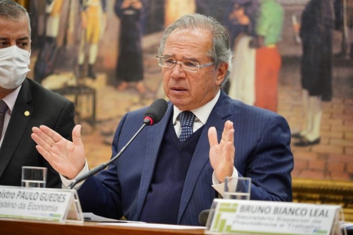O ministro Paulo Guedes foi convocado pela comissão - (Foto: Pablo Valadares/Câmara dos Deputados)
