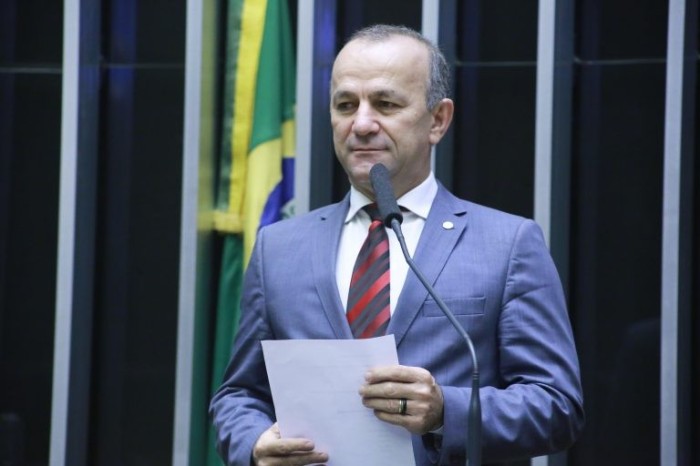 Salomão: proposta traz segurança ao consumidor - (Foto: Paulo Sérgio/Câmara dos Deputados)