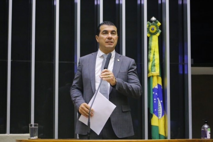 Comissão aprova projeto que exige selo de controle para fiscalizar IPI sobre bebida alcoólica