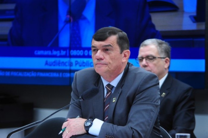 Ministro da Defesa apresenta prioridades da pasta em audiência na quarta