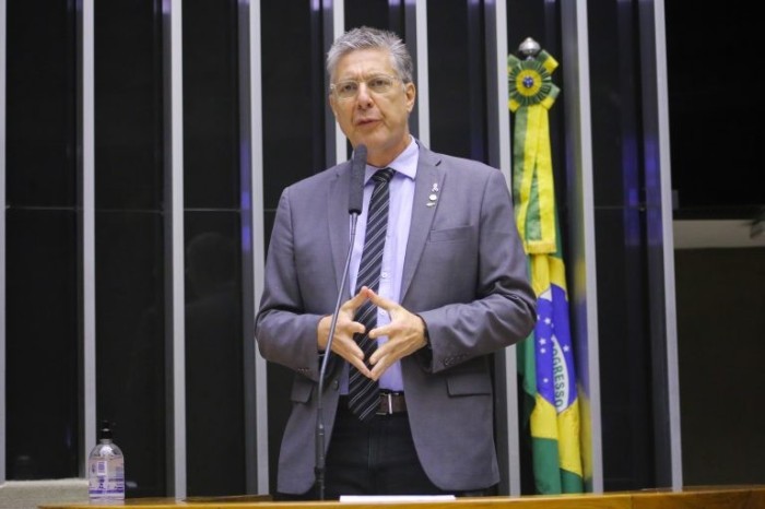 Comissão aprova projeto que limita atuação do Poder Executivo ao alterar o Imposto de Importação