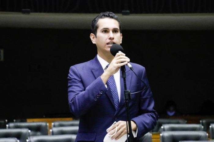 CCJ aprova proposta que amplia receitas da Embrapa