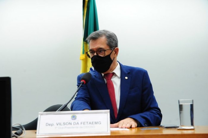 Debatedores defendem seguro de vida mais flexível para idosos