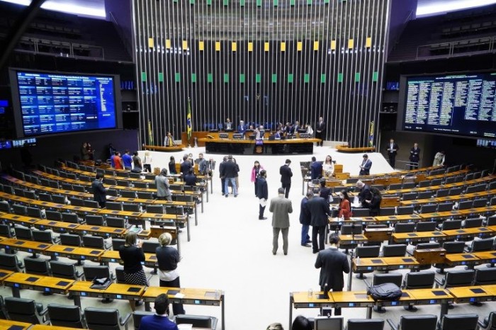 Deputados e senadores em sessão do Congresso Nacional - (Foto: Pablo Valadares/Câmara dos Deputados)