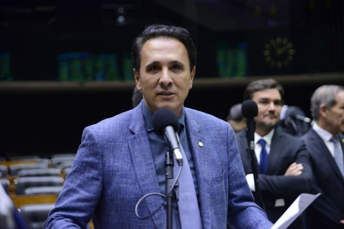Carlos Henrique Gaguim, autor do projeto de lei - (Foto: Wesley Amaral/Câmara dos Deputados)