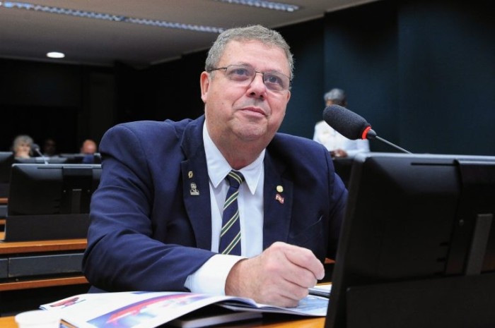 Comissão aprova projeto que autoriza reservista das Forças Armadas como voluntário na PM e nos bombeiros