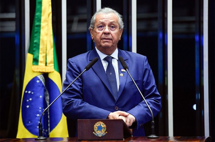 Jayme Campos retoma mandato e defende novo limite de enquadramento como MEI