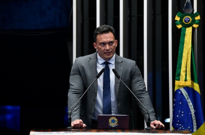 Styvenson destaca projeto que amplia prazo para denúncia por violência doméstica