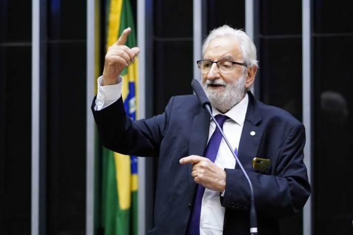 Projeto suspende reajuste de 15,5% dos planos de saúde autorizado por agência reguladora