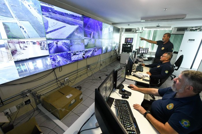 Plenário confirma nível superior para concurso da Polícia Legislativa